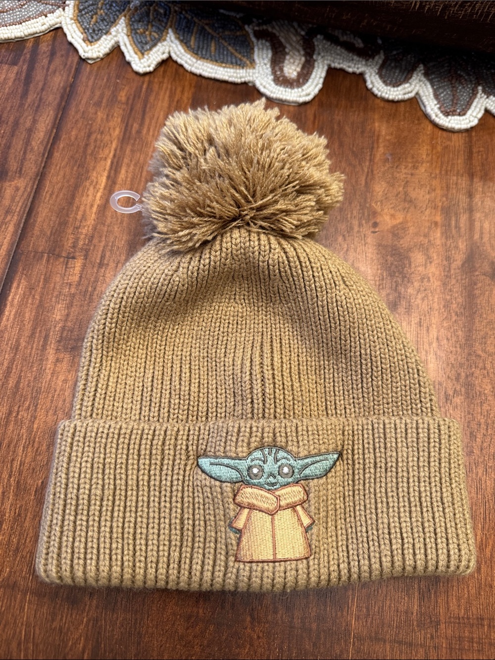 NWOT GAP Kids Pom Pom Star Wars Grogu Beanie Hat.